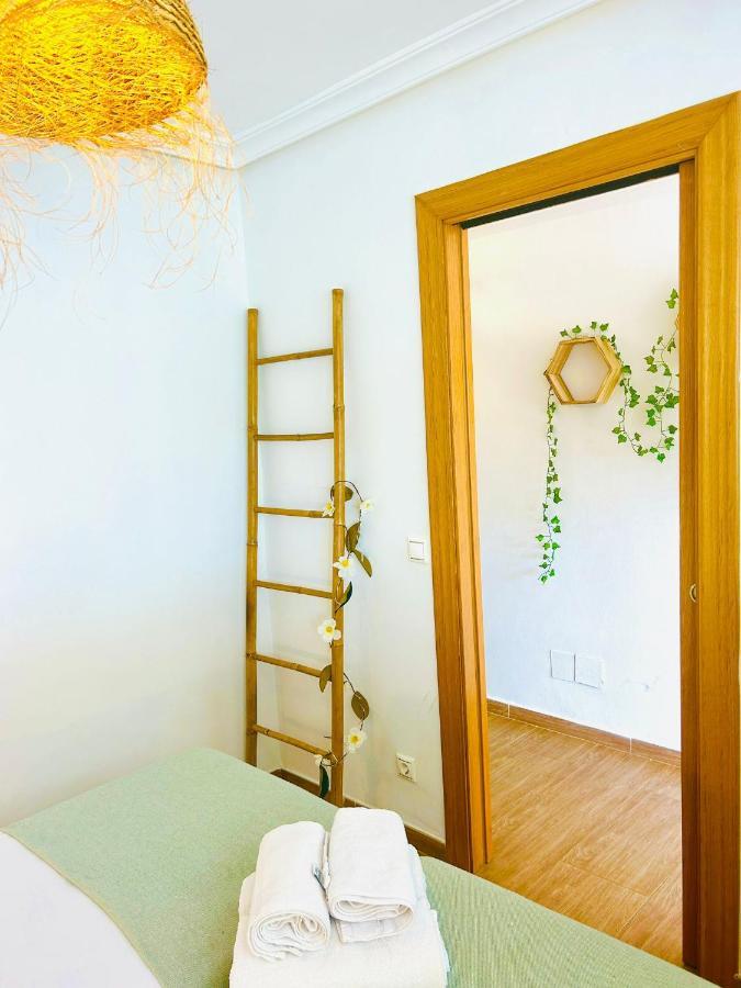 Playamar Vista Al Mar I Apartment Торемолинос Екстериор снимка